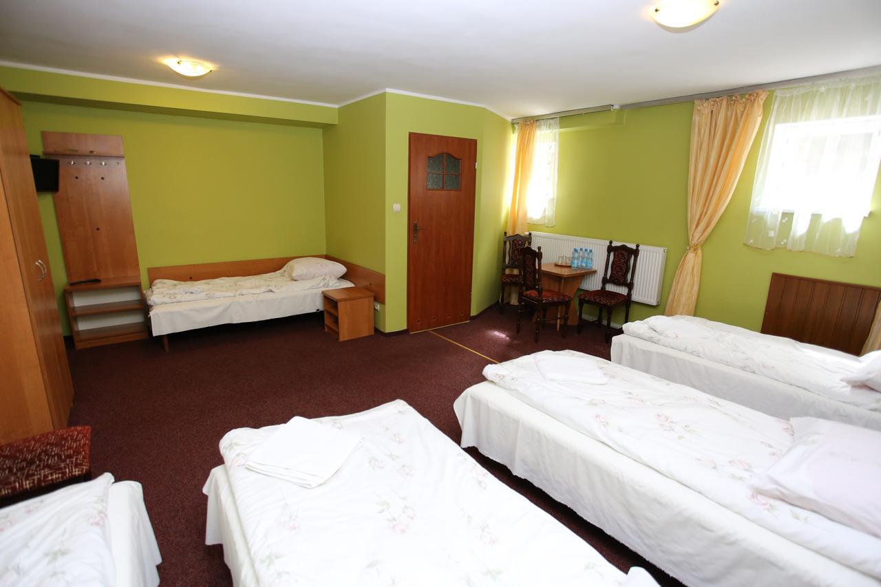 Hotel Kakadu โคนิน ภายนอก รูปภาพ