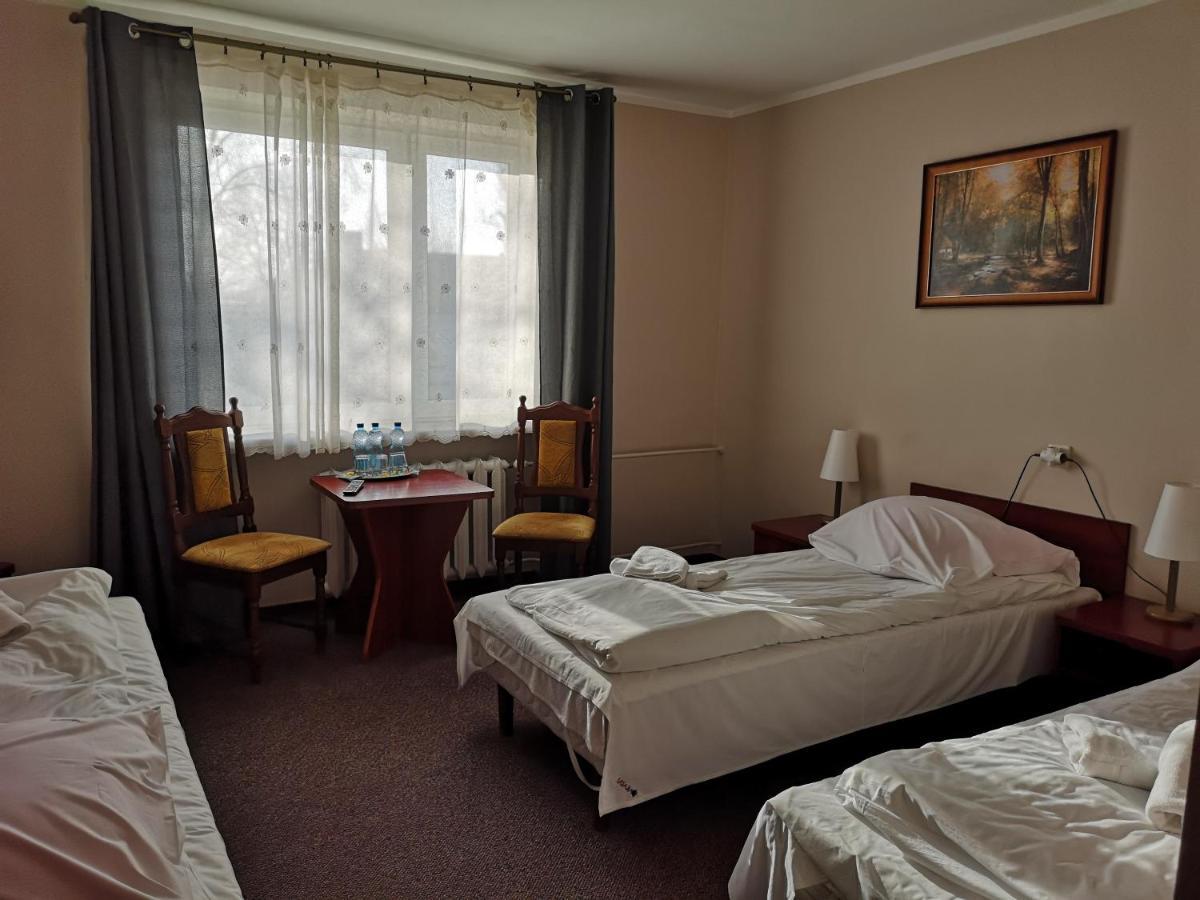 Hotel Kakadu โคนิน ภายนอก รูปภาพ
